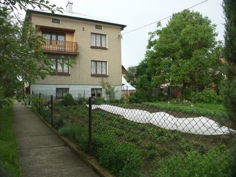 Sarapata house